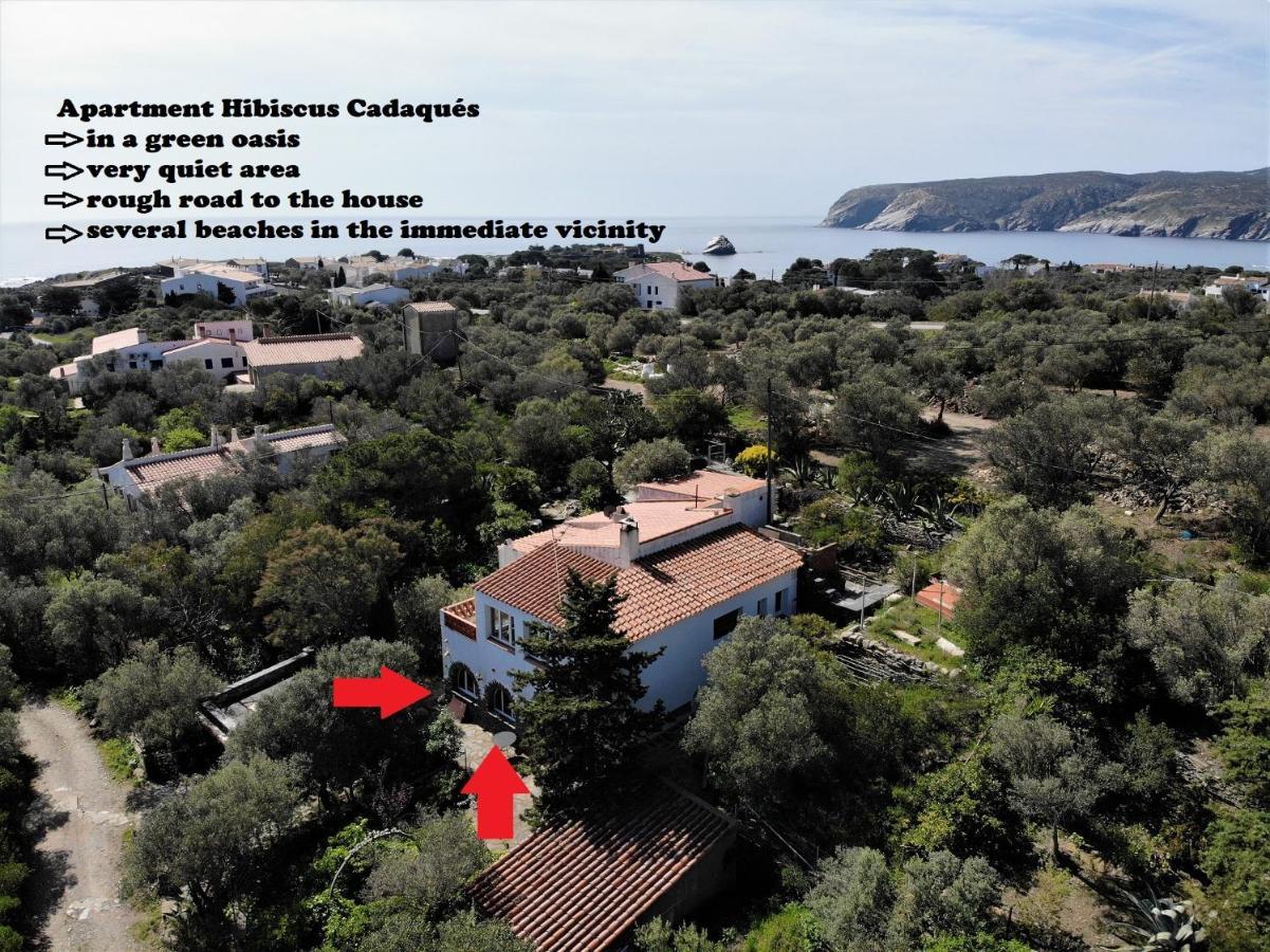 Apartment Hibiscus Кадакес Екстериор снимка